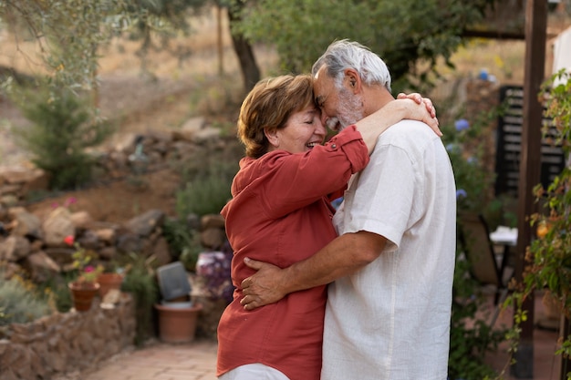 El amor en diferentes culturas: cómo se interpreta y celebra el amor en distintas partes del mundo.