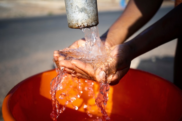 El significado del símbolo de la fuente de agua: Un oasis de vida y renovación