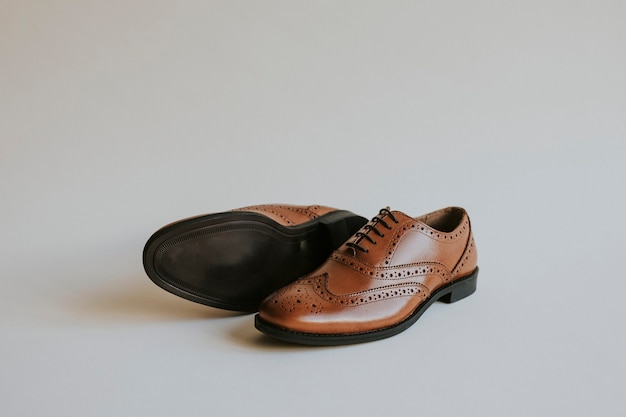El zapato en diferentes culturas, etnias y religiones.