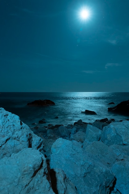 La luna de esturión: un símbolo de ancestralidad y conexión con la naturaleza