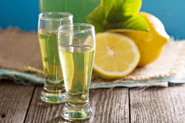 Qué significa soñar con aguardiente
