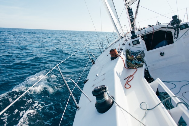Qué significa soñar con velero